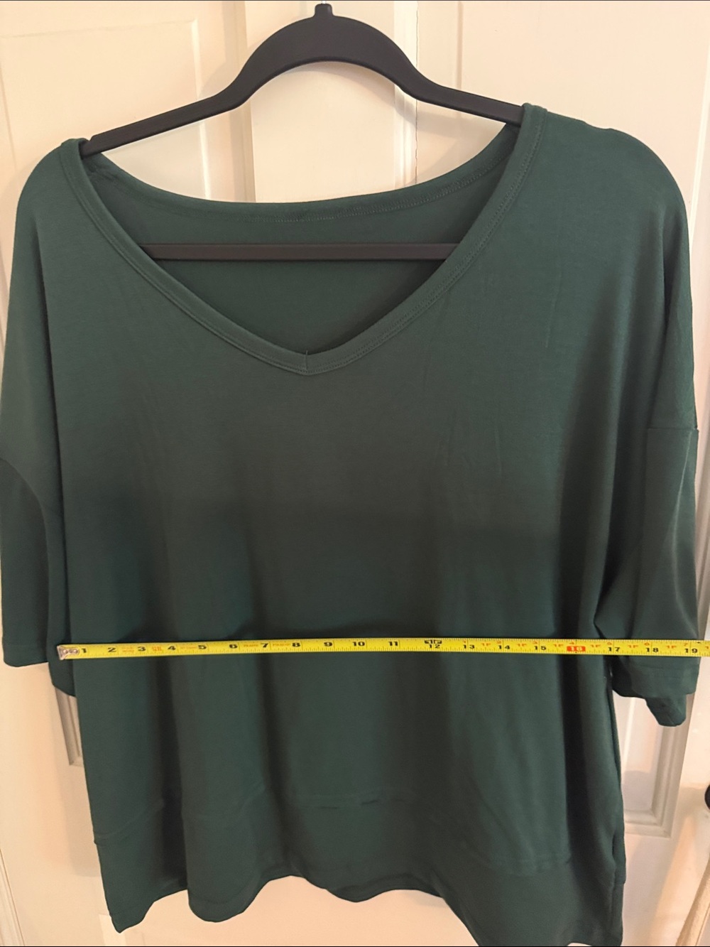 Women's Forest Green V-Neck Relaxed Top Size XL - Picture 2 of 4